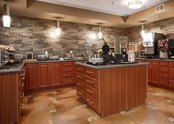 Days Inn by Wyndham Redwater hotel thumbnail 7
