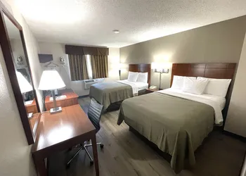 Econo Lodge Cartersville-Emerson Lake Point hotel thumbnail 4