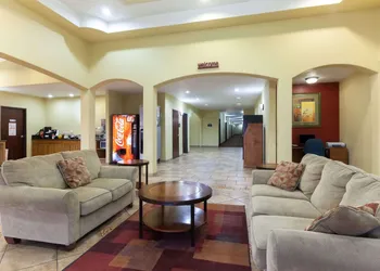 Days Inn by Wyndham San Antonio at Palo Alto hotel thumbnail 2