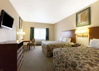 Days Inn by Wyndham San Antonio at Palo Alto hotel thumbnail 6