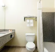 Days Inn by Wyndham San Antonio at Palo Alto hotel detail image 7