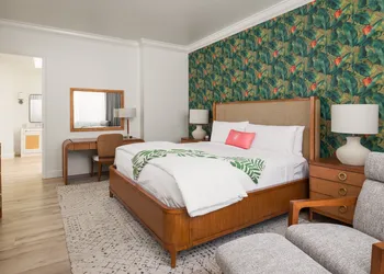 Tommy Bahama Miramonte Resort & Spa hotel thumbnail 5