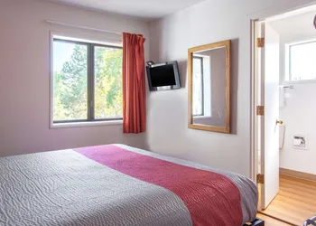 Motel 6 Madras, OR hotel thumbnail 6