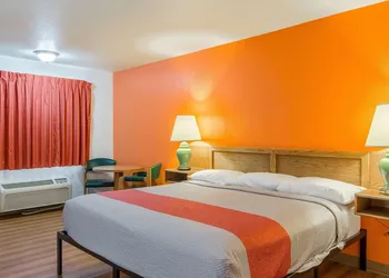 Motel 6 Madras, OR hotel thumbnail 7