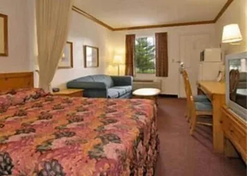Indy Speedway Inn hotel thumbnail 6