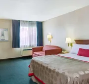 Ramada by Wyndham Hawthorne LAX / LA Stadium hotel detail image 7