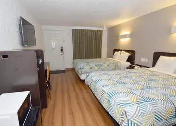 Motel 6 Hamburg, NY hotel thumbnail 7