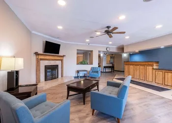 Baymont by Wyndham Kirksville University Area hotel thumbnail 2