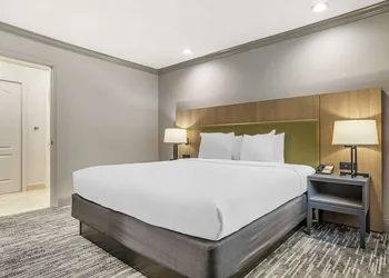Country Inn & Suites by Radisson, Metairie (New Orleans), LA hotel thumbnail 7