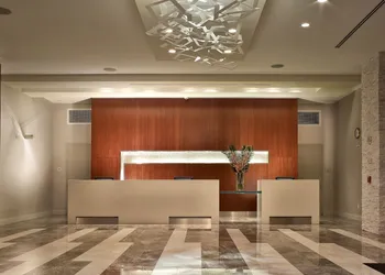 EB Hotel Miami hotel thumbnail 2