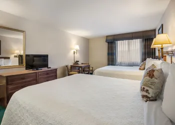 Baraga Lakeside Inn hotel thumbnail 4