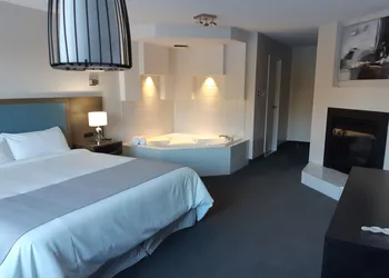 Hôtel Matha hotel thumbnail 6