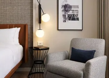 Sheraton Parkway Toronto North Hotel & Suites hotel thumbnail 5