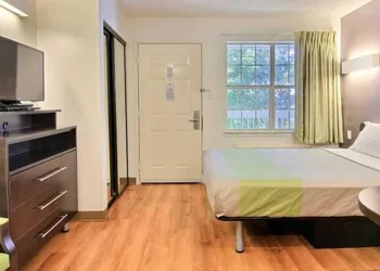 Studio 6 Extended Stay - Austin, TX - Northwest hotel thumbnail 5