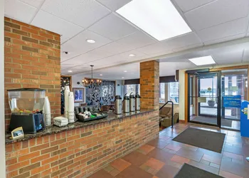Best Western Plus Concord Inn hotel thumbnail 2