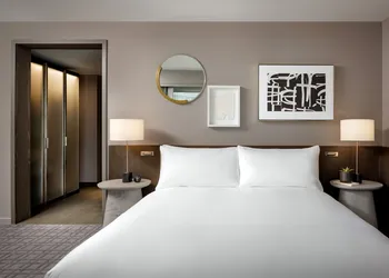 Fairmont Century Plaza Los Angeles at Beverly Hills hotel thumbnail 5