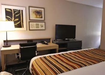 Country Inn & Suites by Radisson, Sparta, WI hotel thumbnail 5