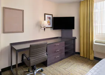 Candlewood Suites New York City-Times Square by IHG hotel thumbnail 6
