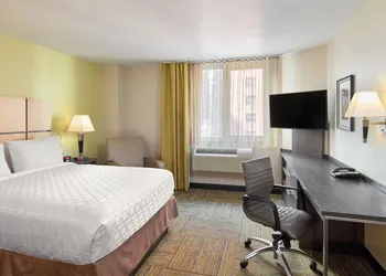 Candlewood Suites New York City-Times Square by IHG hotel thumbnail 7