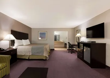 Americas Best Value Inn Alpine hotel thumbnail 8