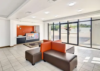 Motel 6 Lindale, TX hotel thumbnail 5
