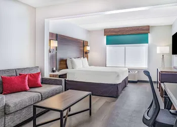 Wingate by Wyndham Duluth/Atlanta hotel thumbnail 4