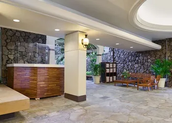 Aston Waikiki Beach Tower hotel thumbnail 2