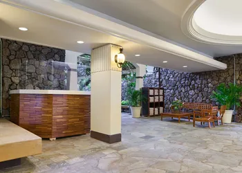 Aston Waikiki Beach Tower hotel thumbnail 2