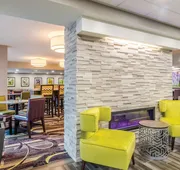 La Quinta Inn & Suites by Wyndham Myrtle Beach - N Kings Hwy hotel detail image 4