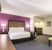 La Quinta Inn & Suites by Wyndham Myrtle Beach - N Kings Hwy hotel detail image 7