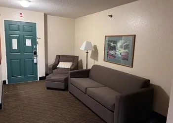 Grandstay Hotel and Suites hotel thumbnail 8