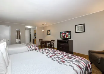 Red Roof Inn & Suites Herkimer hotel thumbnail 7