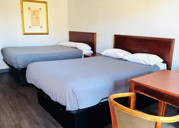 Newnan Lodge hotel thumbnail 4