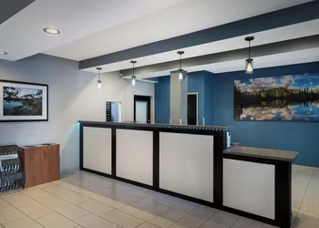 Best Western Plus Mountain View Auburn Inn hotel thumbnail 2