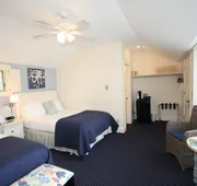 Glen Cove Inn & Suites hotel detail image 4
