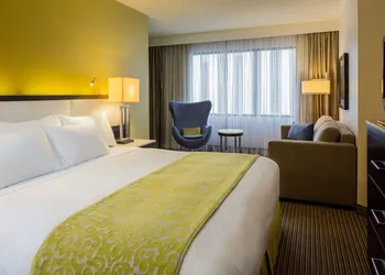 The Hollis Halifax a DoubleTree Suites by Hilton Hotel hotel thumbnail 6