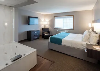 Paynesville Inn And Suites hotel thumbnail 8