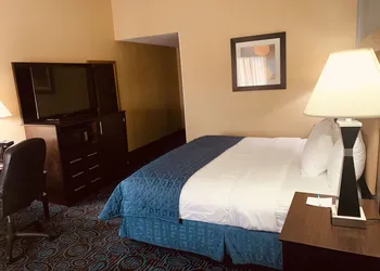 Regency Inn & Suites New London, Mystic hotel thumbnail 8