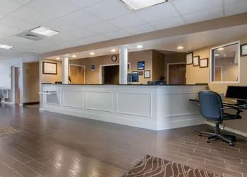 Comfort Inn Mechanicsburg - Harrisburg South hotel thumbnail 2