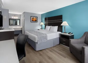 Baymont by Wyndham Brunswick GA hotel thumbnail 7
