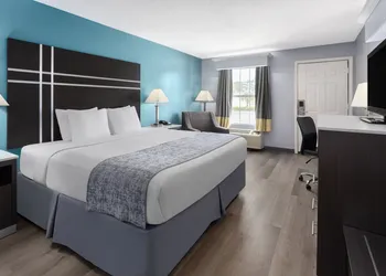 Baymont by Wyndham Brunswick GA hotel thumbnail 8