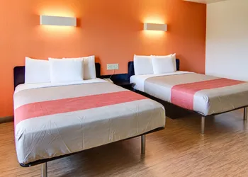 Motel 6 Mount Pleasant, TX hotel thumbnail 6