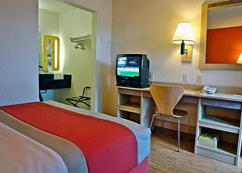 Motel 6 Albuquerque, NM - Northeast hotel thumbnail 7