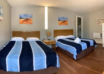 Wasaga Motel Inn hotel thumbnail 2