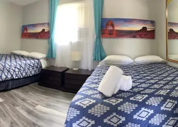 Wasaga Motel Inn hotel thumbnail 7