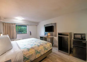 Motel 6 Charlotte, NC - Coliseum hotel thumbnail 6