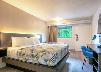 Motel 6 Charlotte, NC - Coliseum hotel thumbnail 7