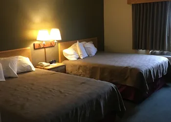 Moose Lake Lodge & Suites hotel thumbnail 6