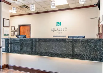 Quality Inn Suwanee I-85 hotel thumbnail 4