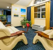 Days Inn & Suites by Wyndham Pryor hotel detail image 3